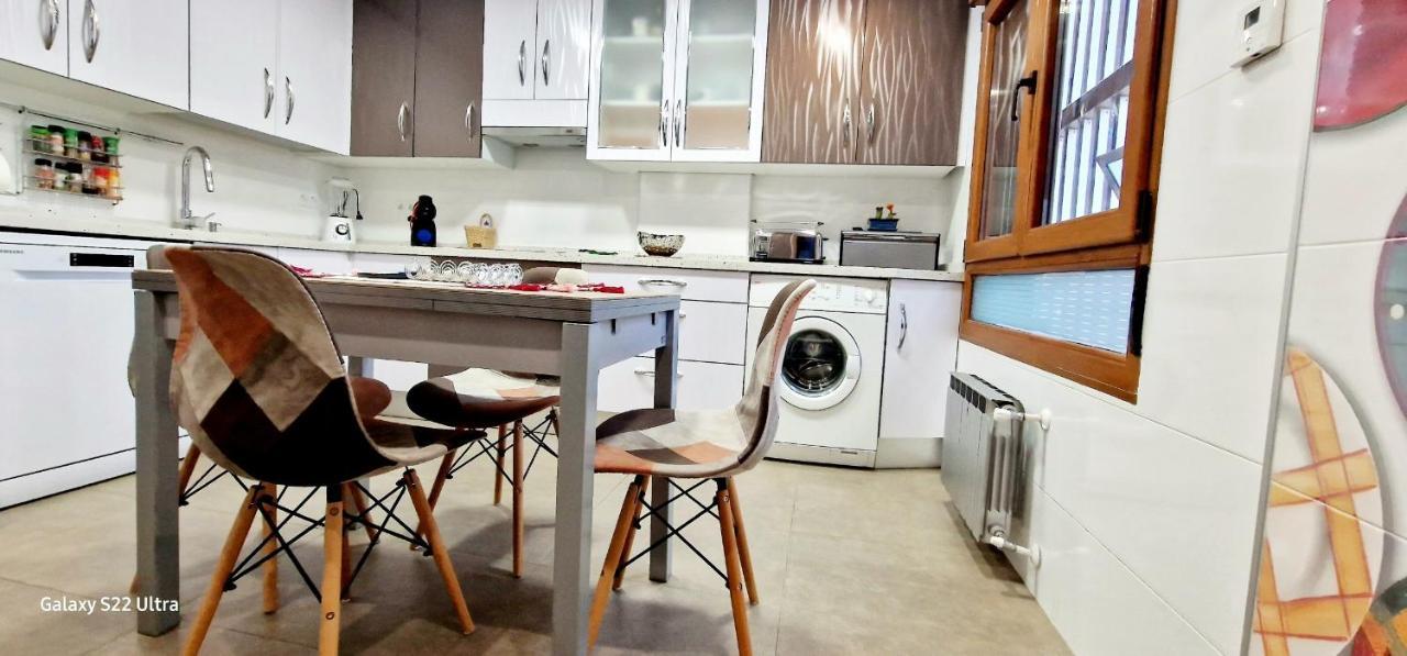 Apartament M&J Gijón Zewnętrze zdjęcie